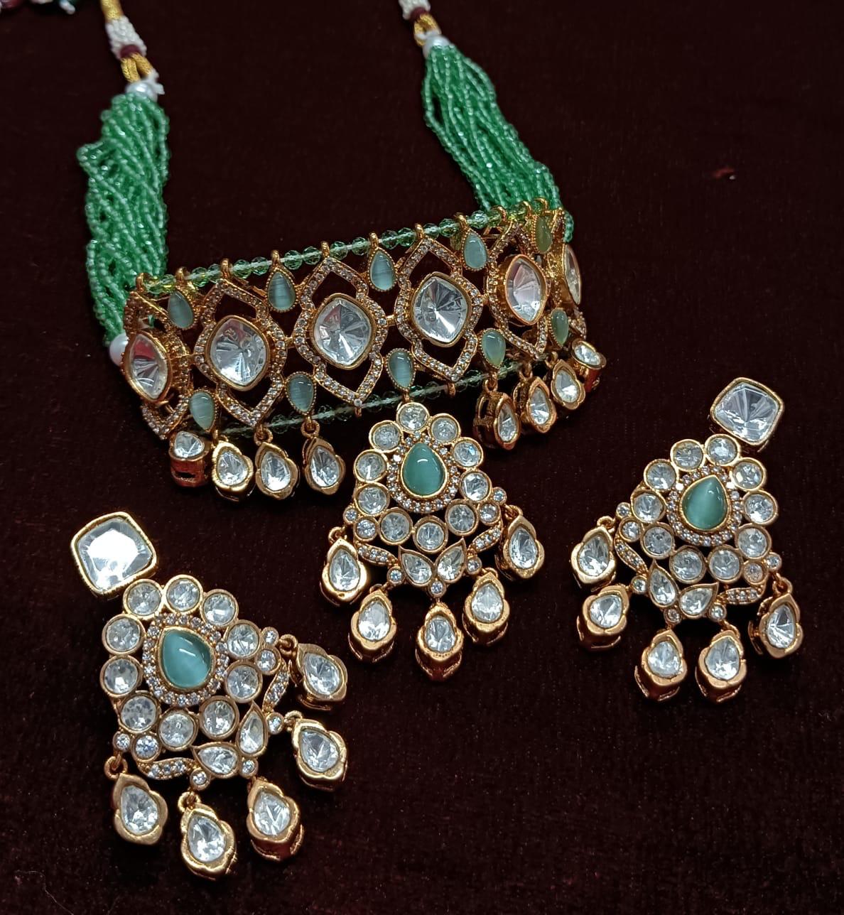 Beautiful Choker Set With Stone