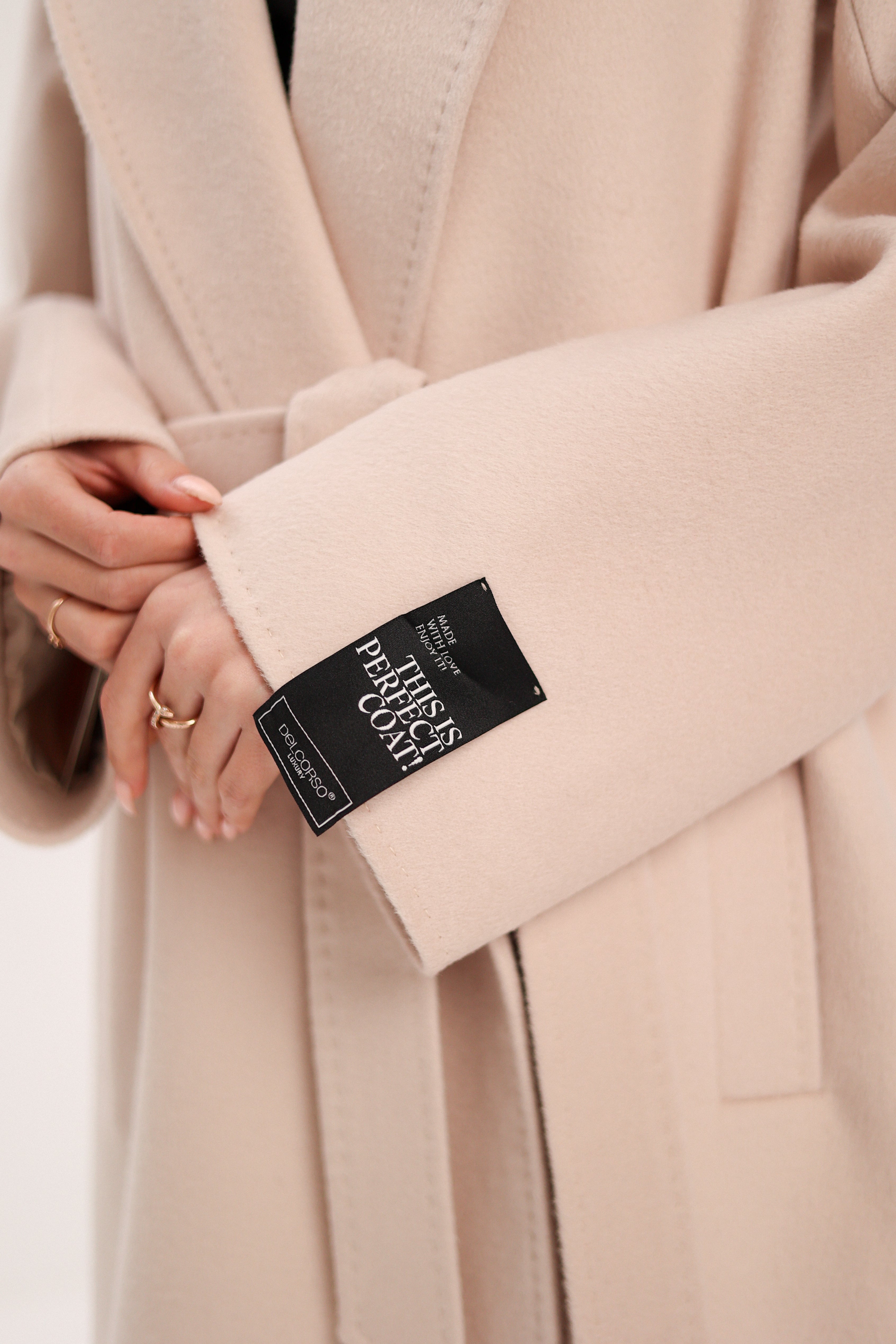 Chester Premium Wool Cashmere Coat in Praline