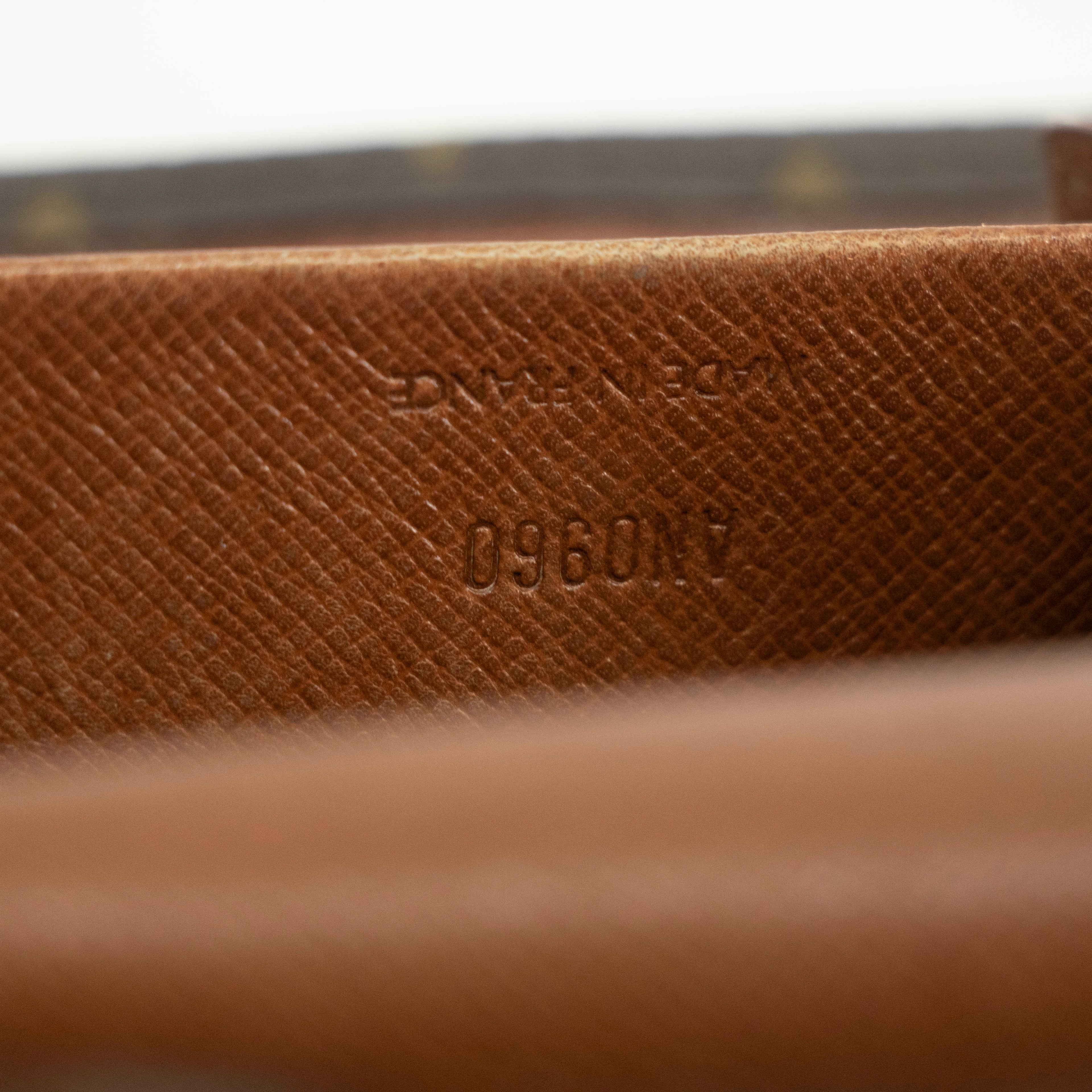 Louis Vuitton Monogram Canvas Elise Compact Wallet #3861