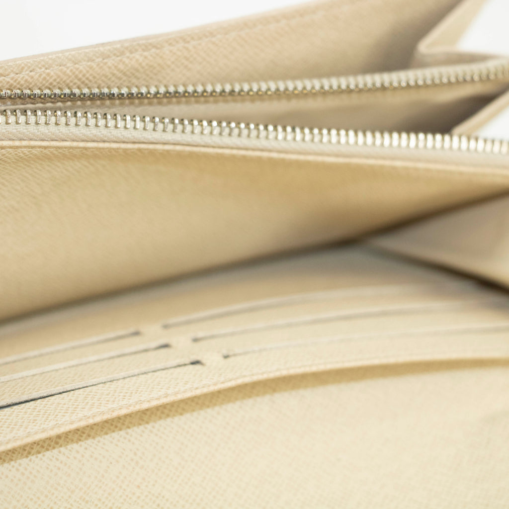 Louis Vuitton Damier Azur White Sarah Long Wallet #3910