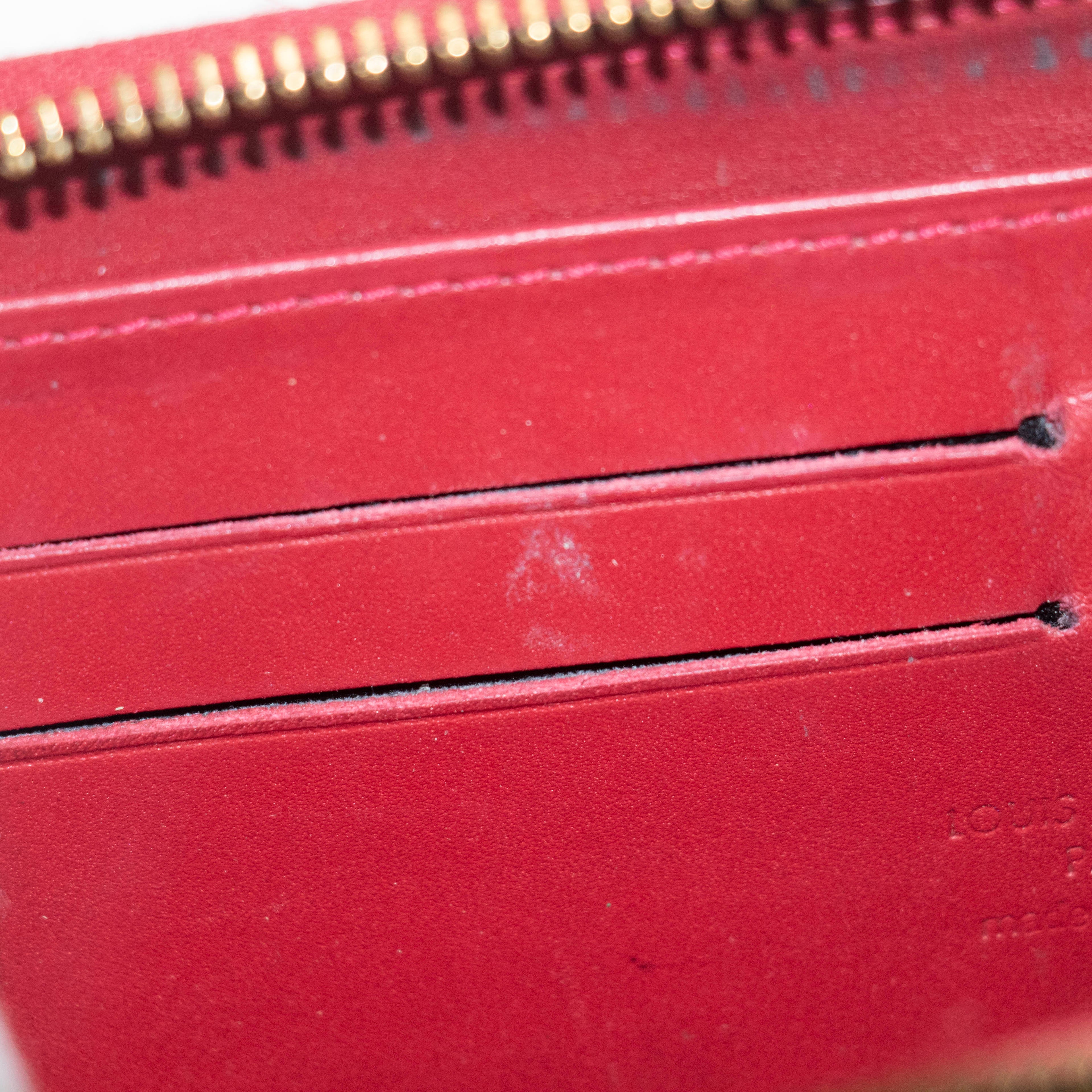 Louis Vuitton Rayures Vernis Zippy Long Wallet #3927