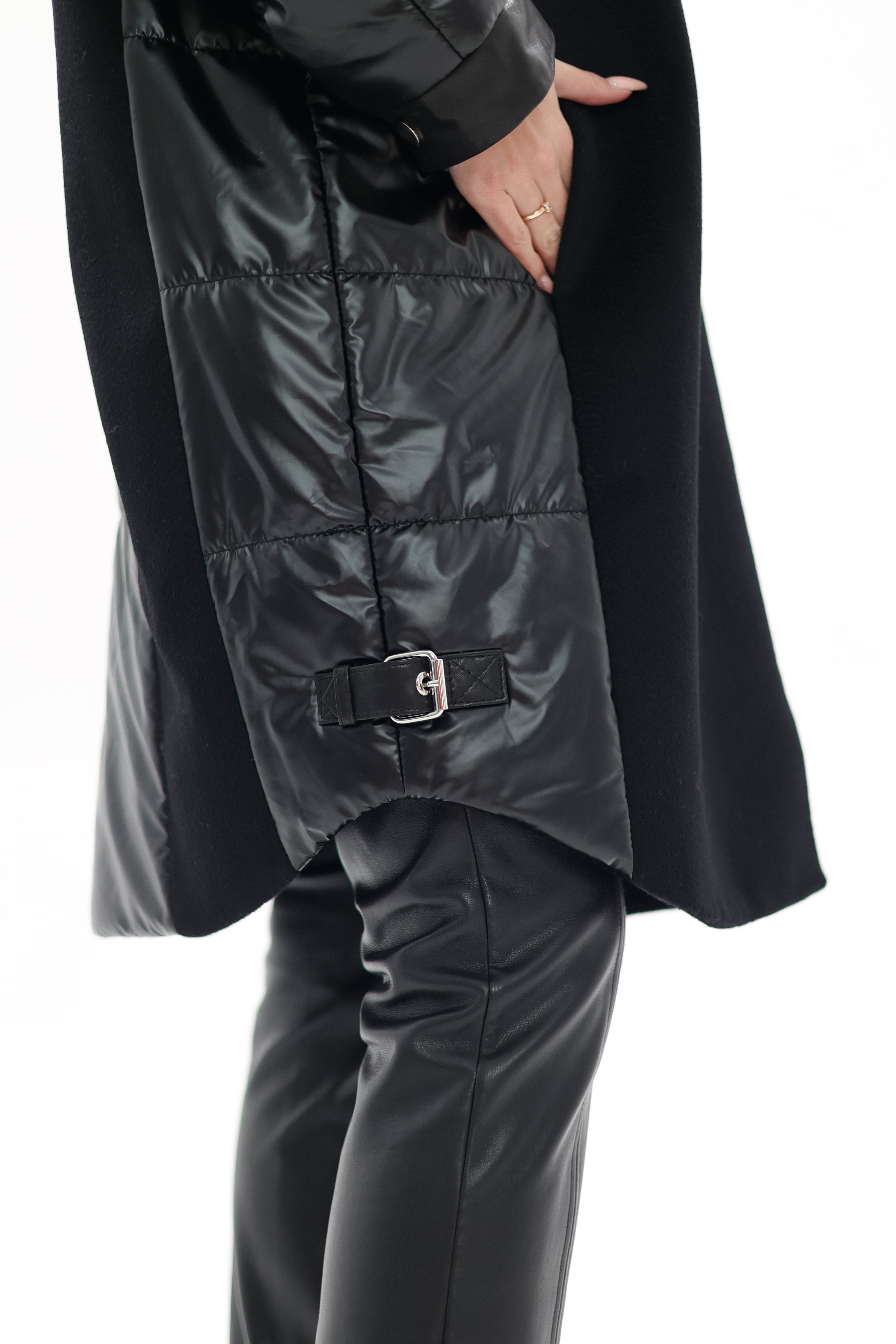 Genuine Silver Fox Fur Italian Cashmere Wool Freudenberg Comfortemp® Coat