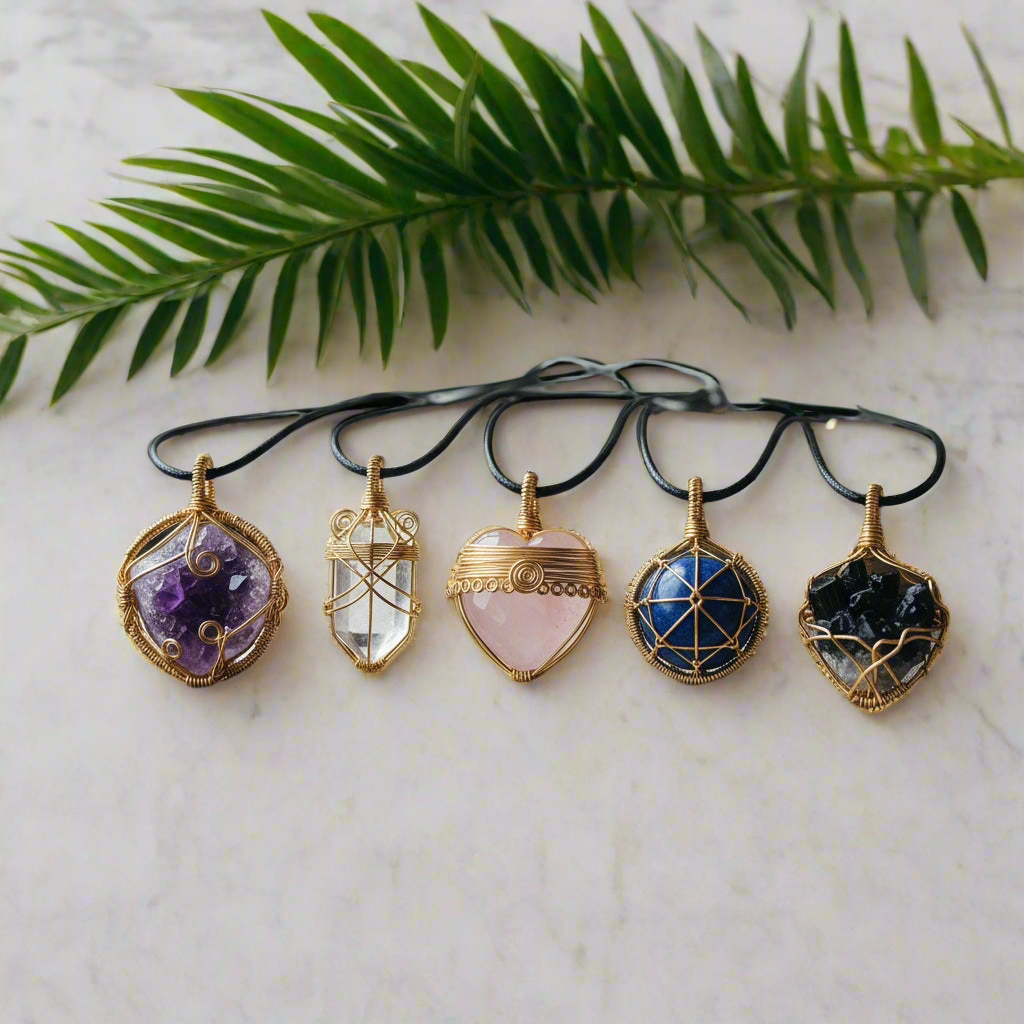 Iamevibez  Gold plated non-tarnishing wire wrapped necklace