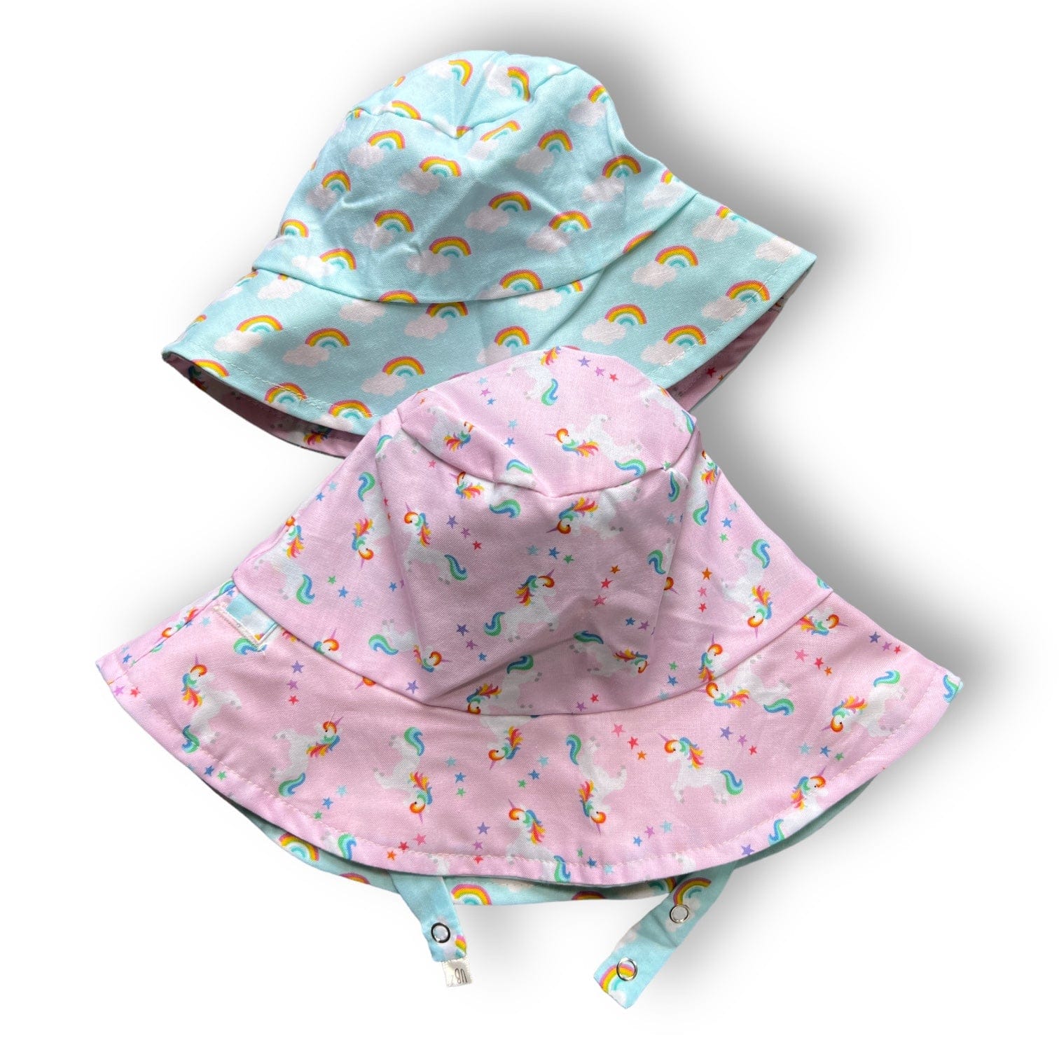 Bucket hat in Believe