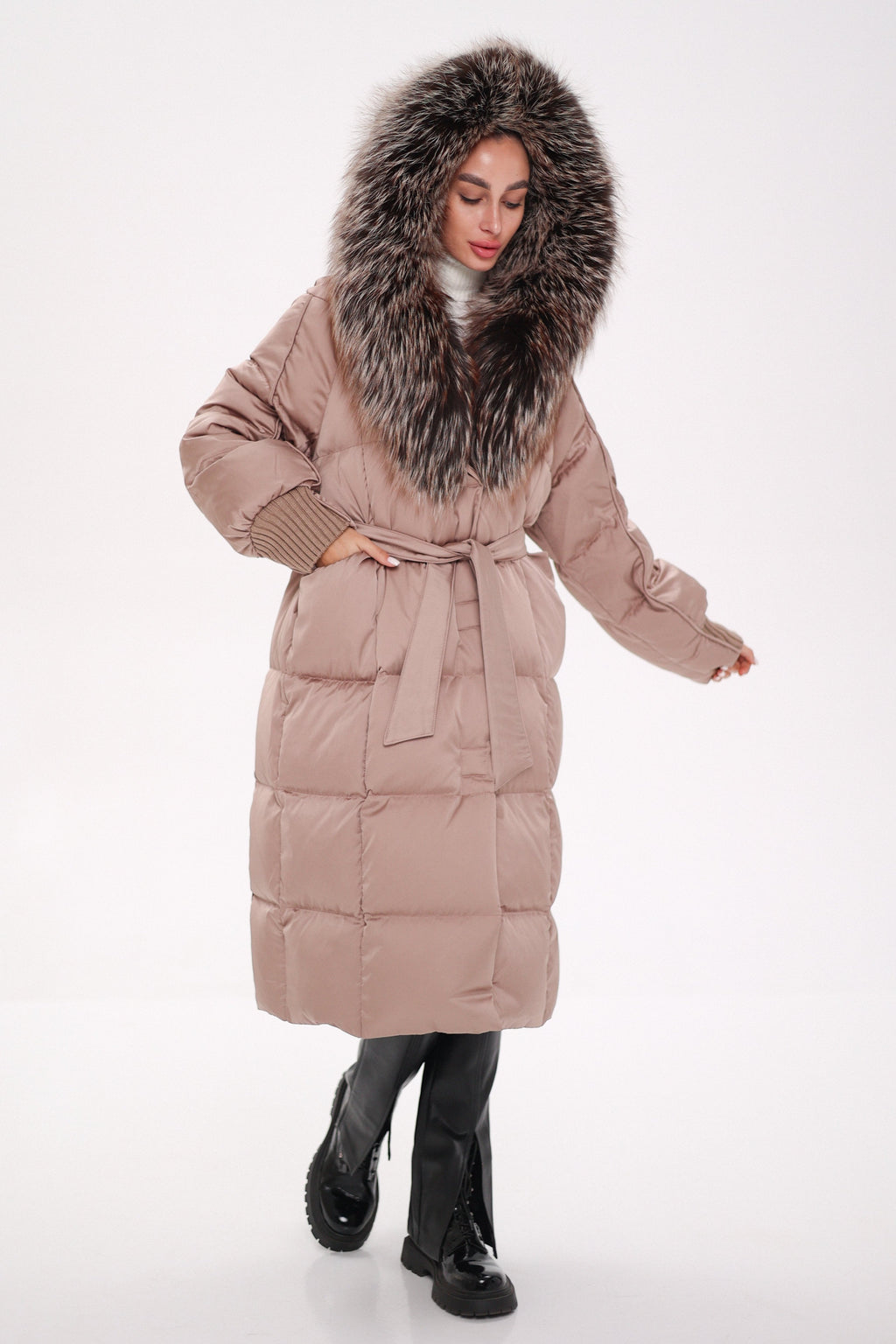 Rei Silver Fox Fully Lined Hood Down Coat in Blush