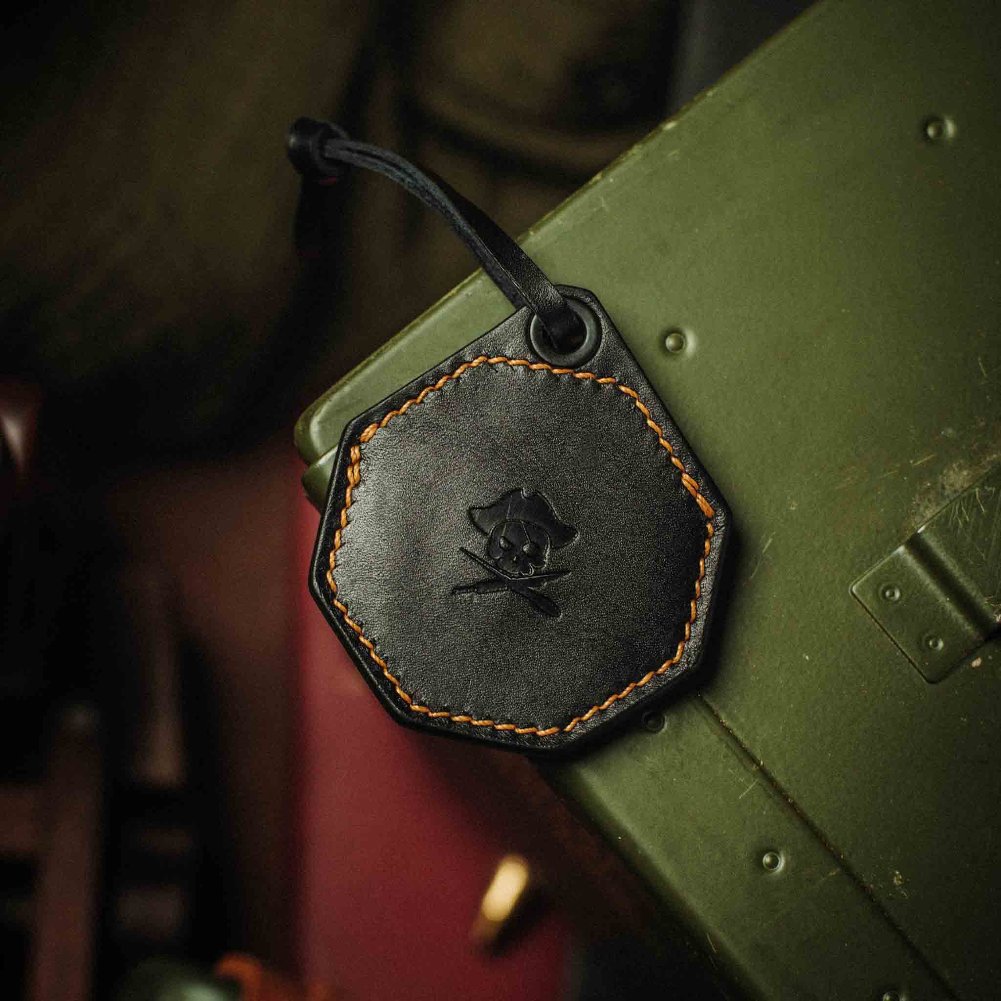 Peso Pocket v4 Plus - Octagonal challenge coin holder