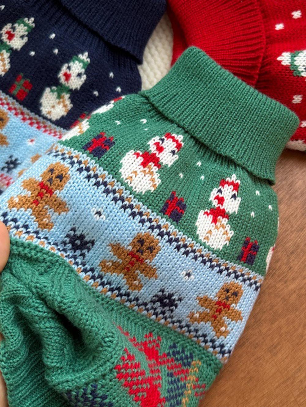Gingerbread Man Christmas Pet Sweater | NCS
