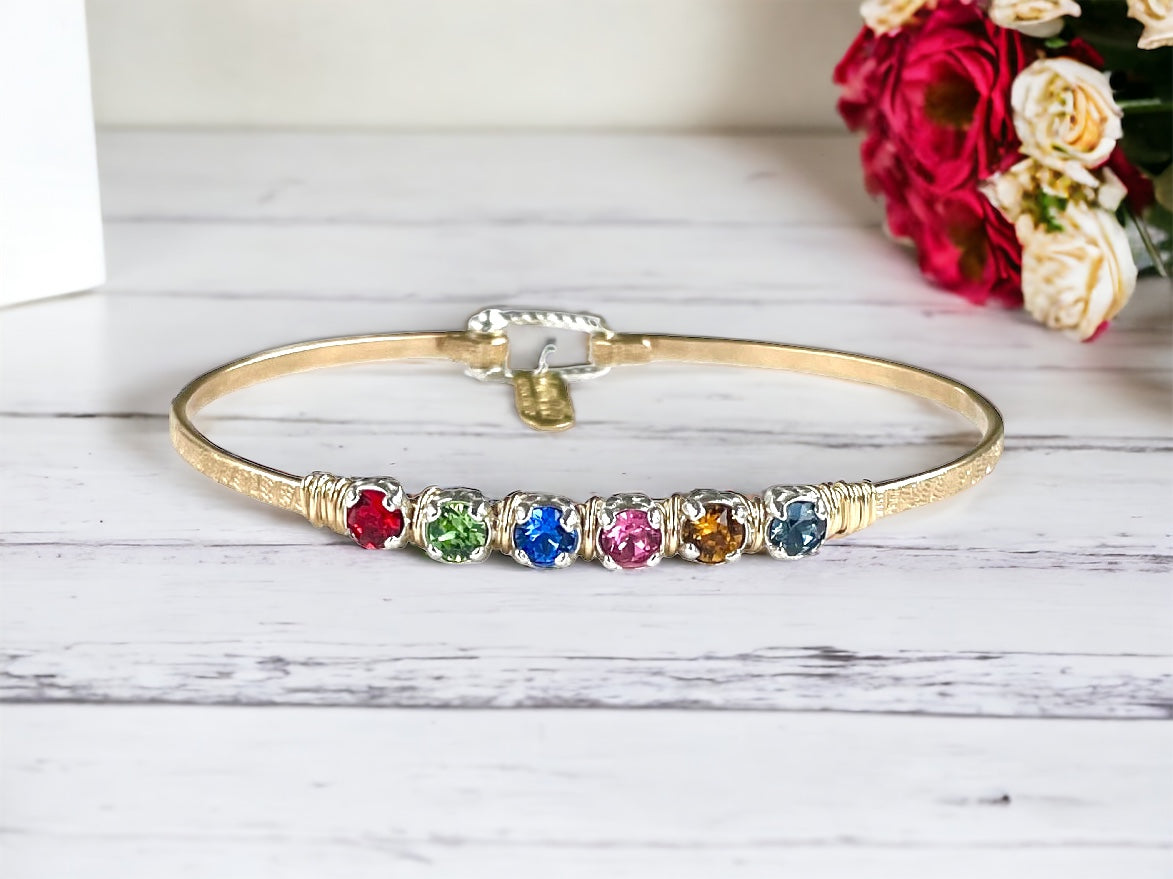 Custom Mothers Birthstone Bracelet Mid-Sized