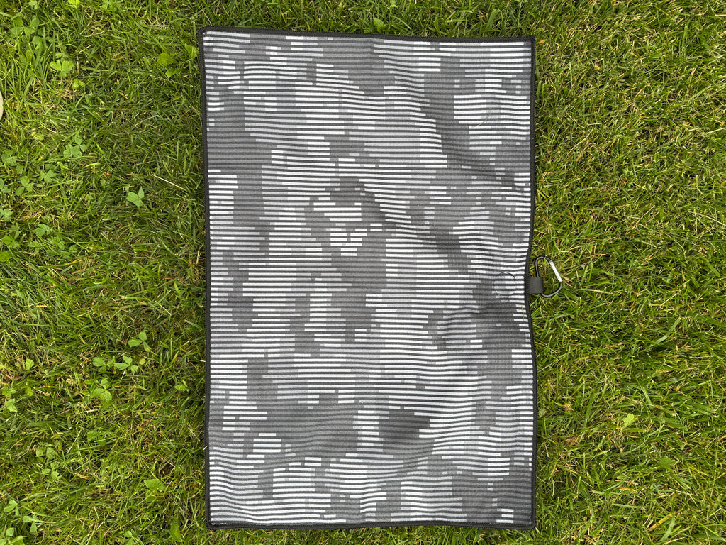 Tempo Golf Towel - Black Camo