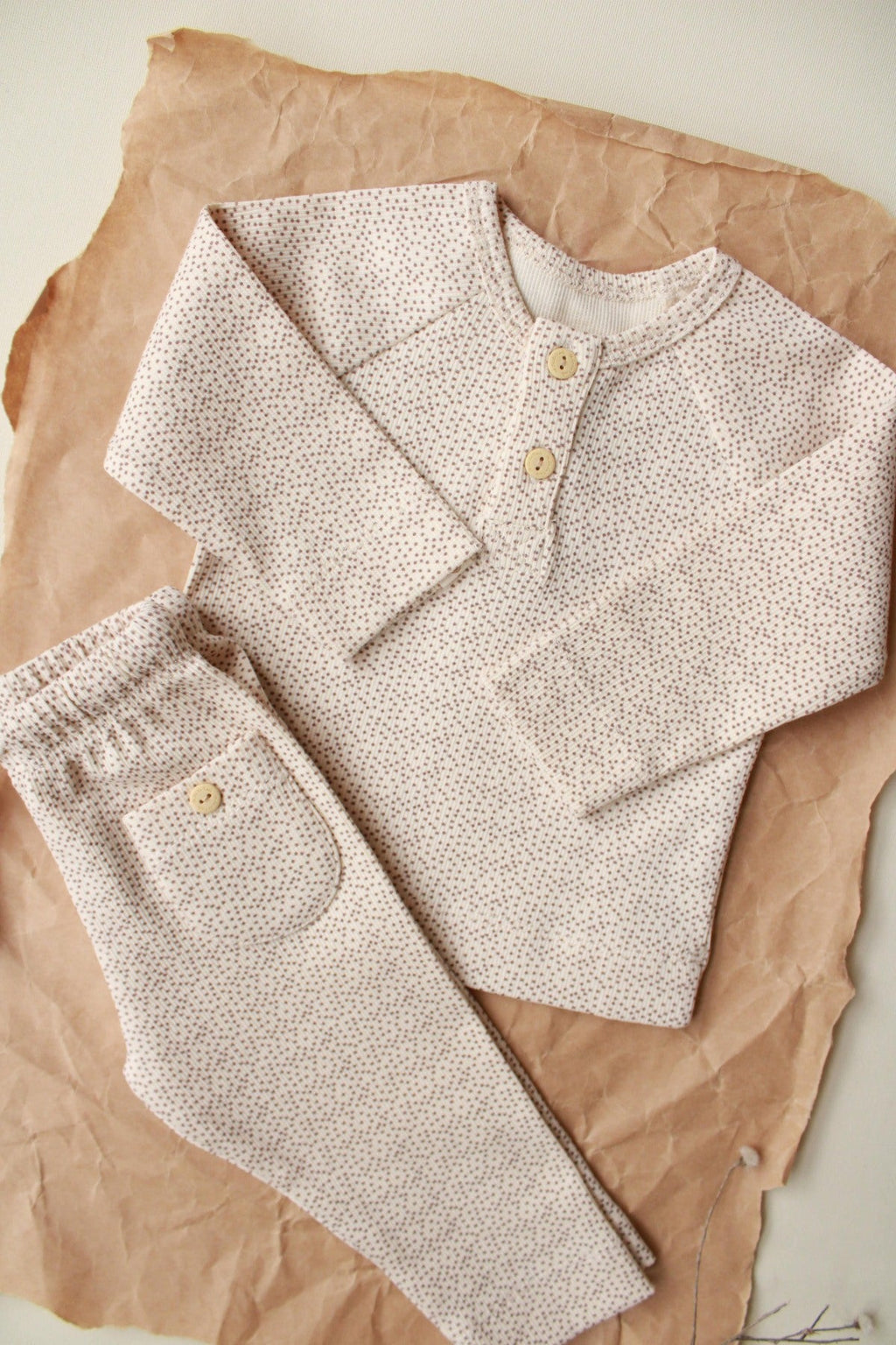 Beige Speckled 2 Piece Set