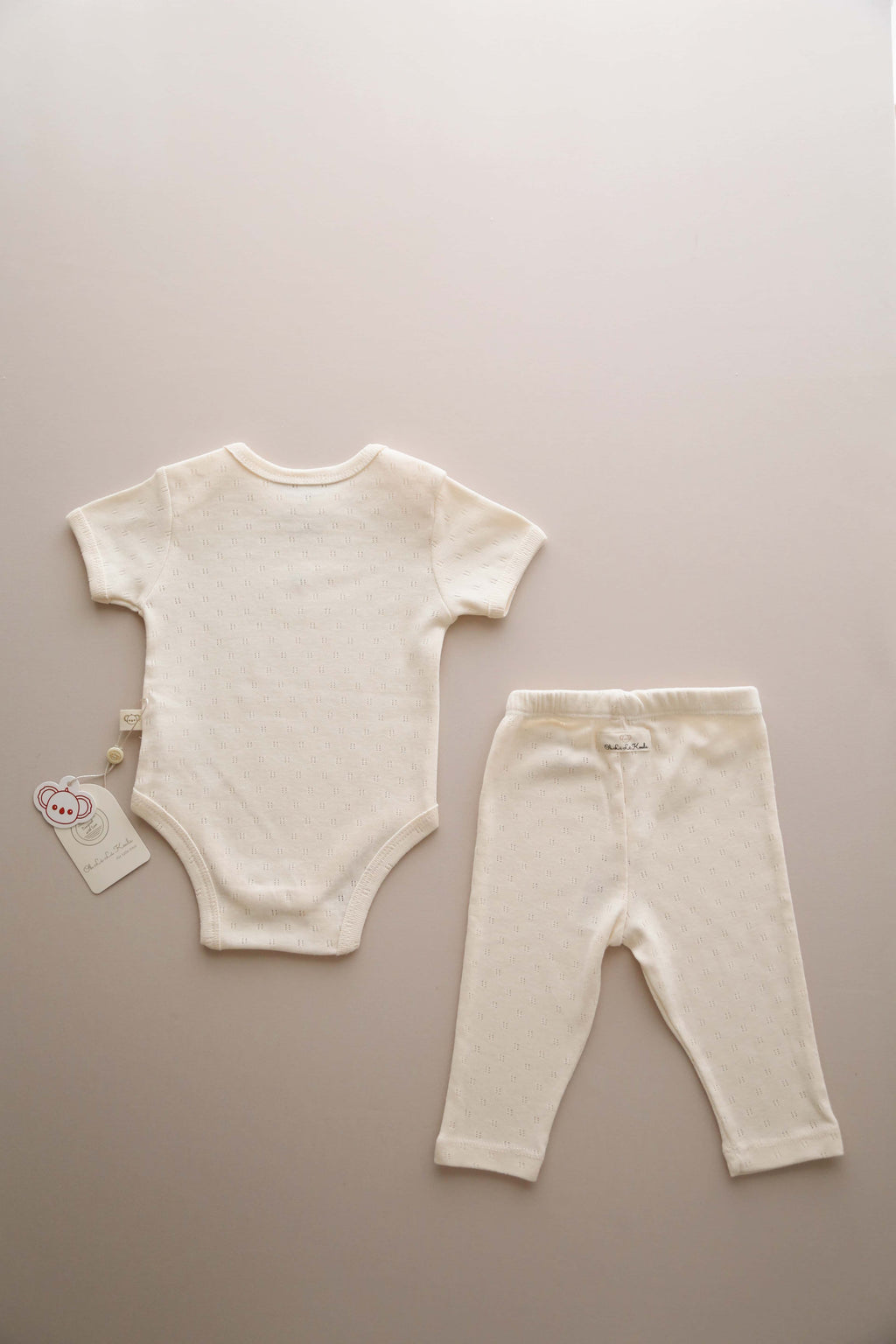 Beet Patterned 2 Piece Set