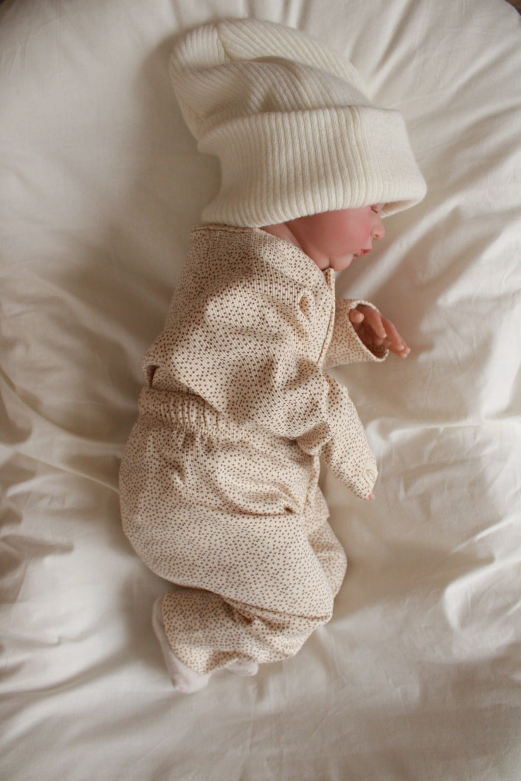 Beige Speckled 2 Piece Set