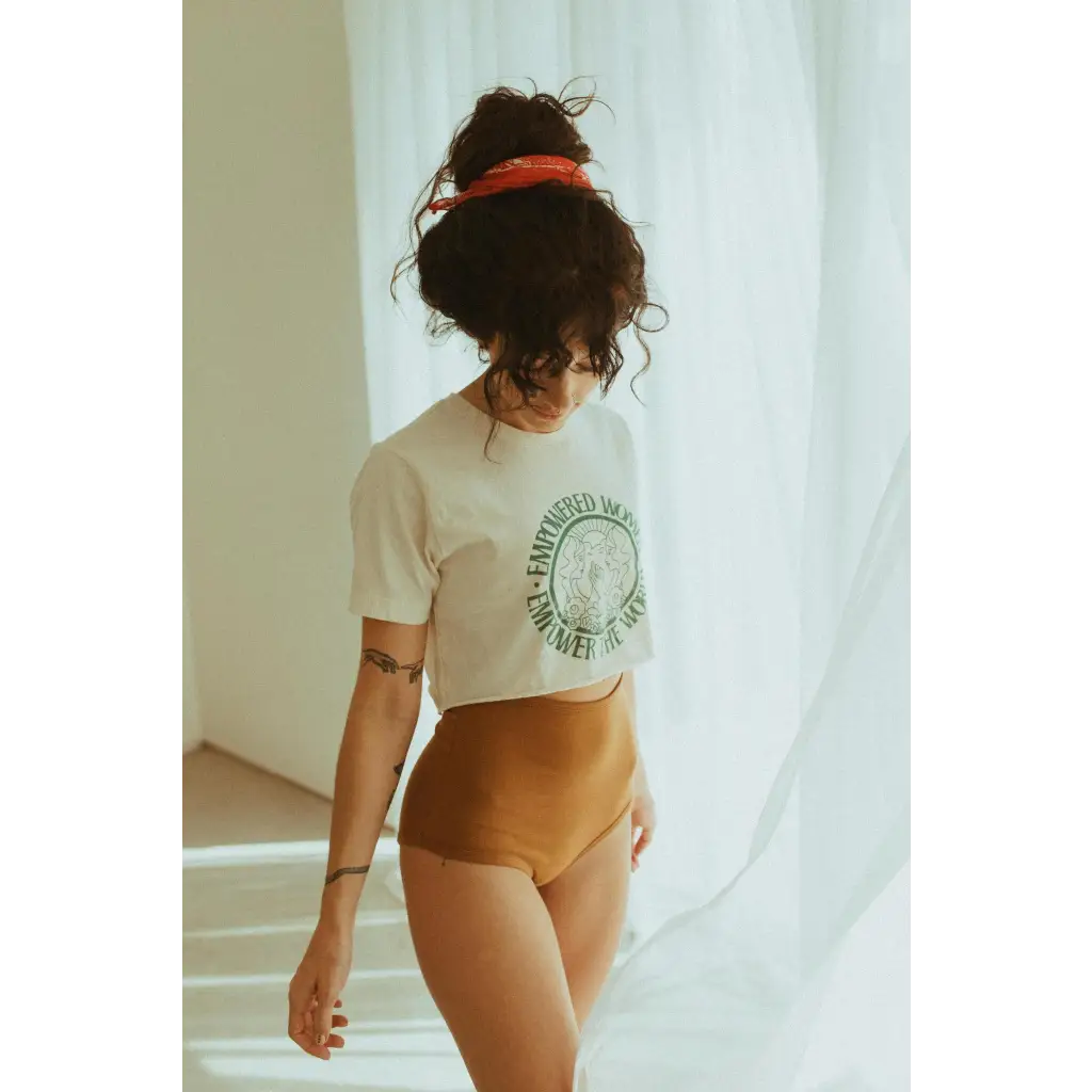 Empowered Women Empower the World Inspiring Graphic T-shirt