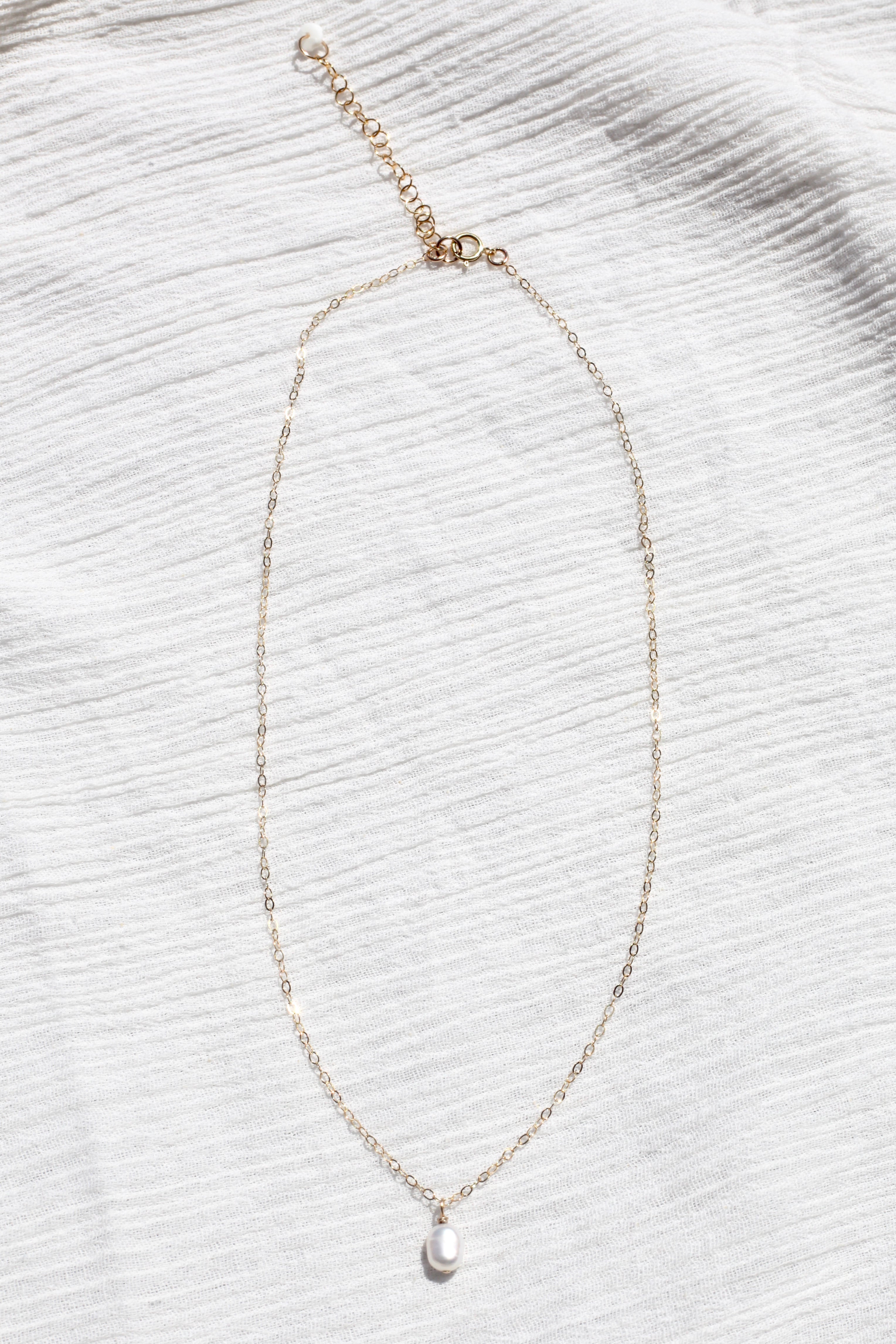 Dainty Pearl Necklace