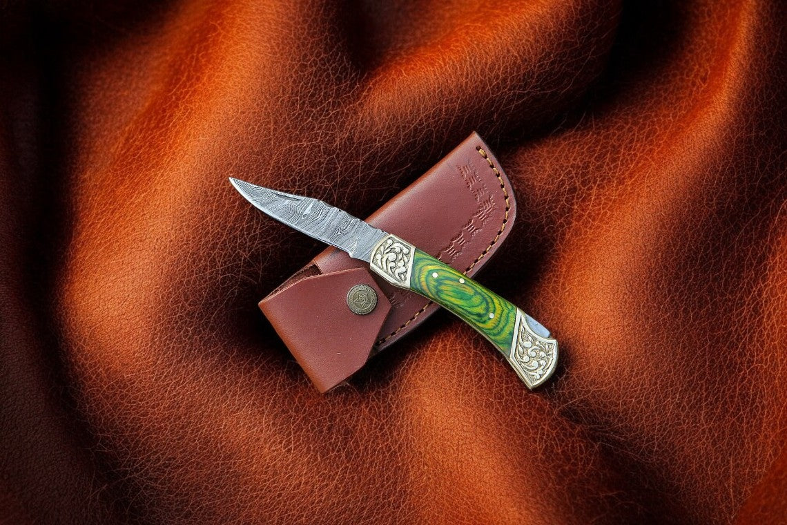 Handmade Damascus Folding Knife – Exotic Wood Handle