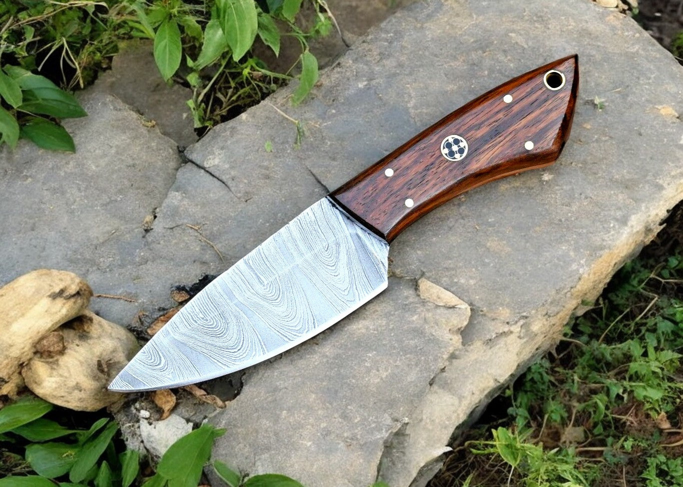 Handmade Damascus Hunting Knife with Rosewood Handle