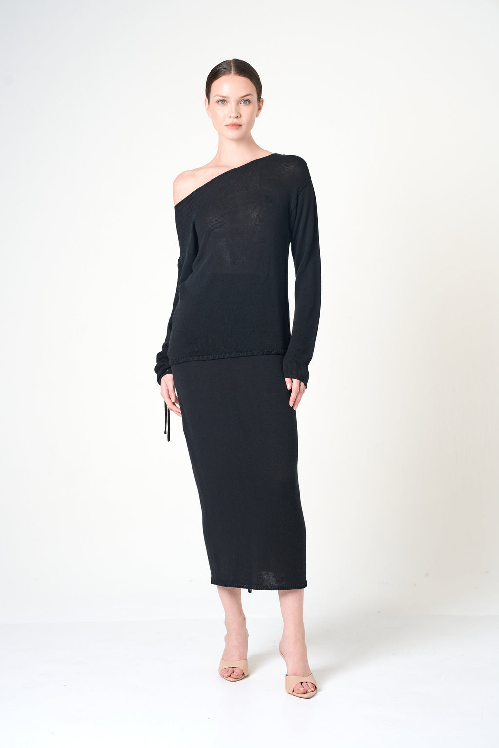 Midi Pencil Skirt in Black